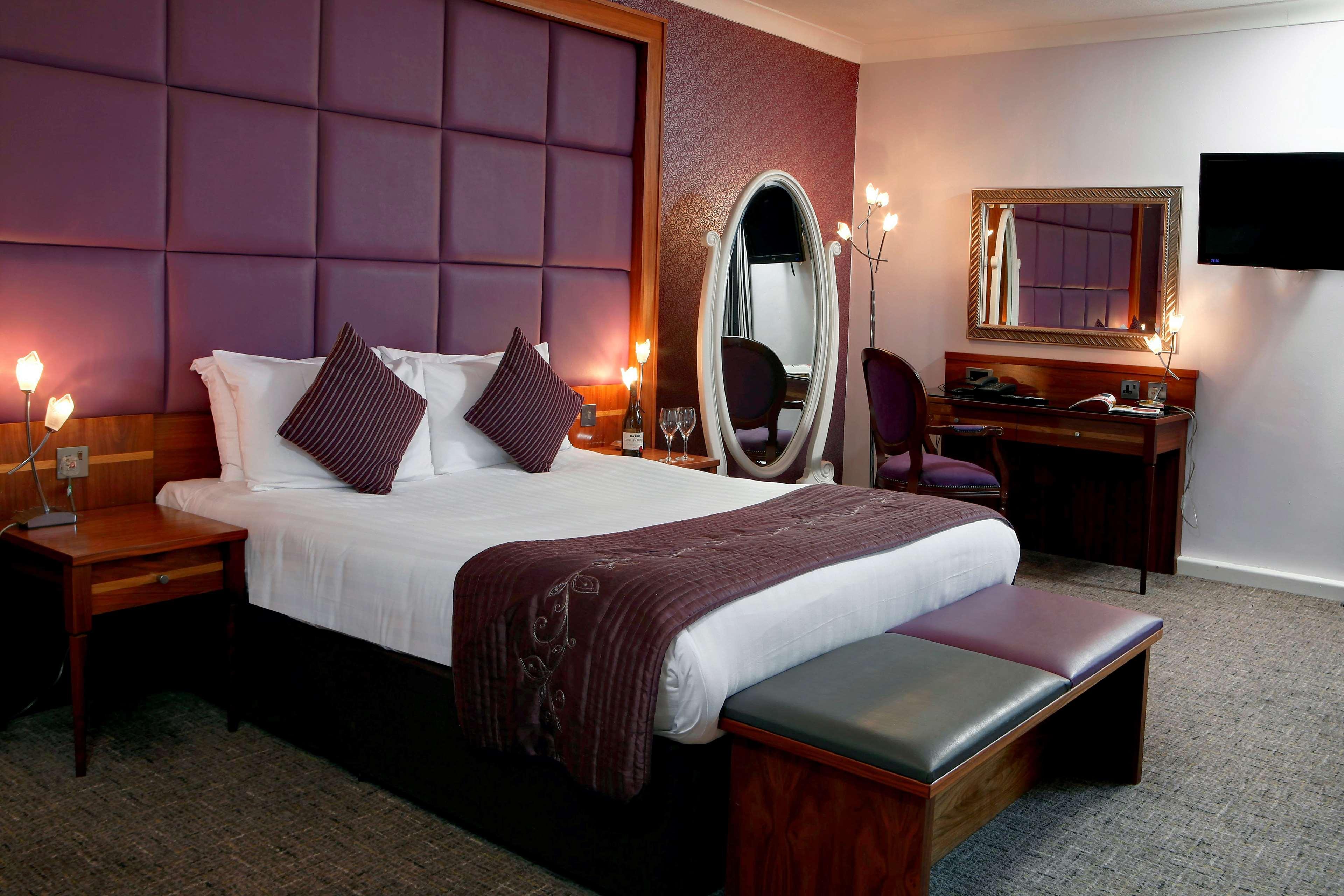 Best Western Plus Lancashire Manor Hotel Skelmersdale Bagian luar foto