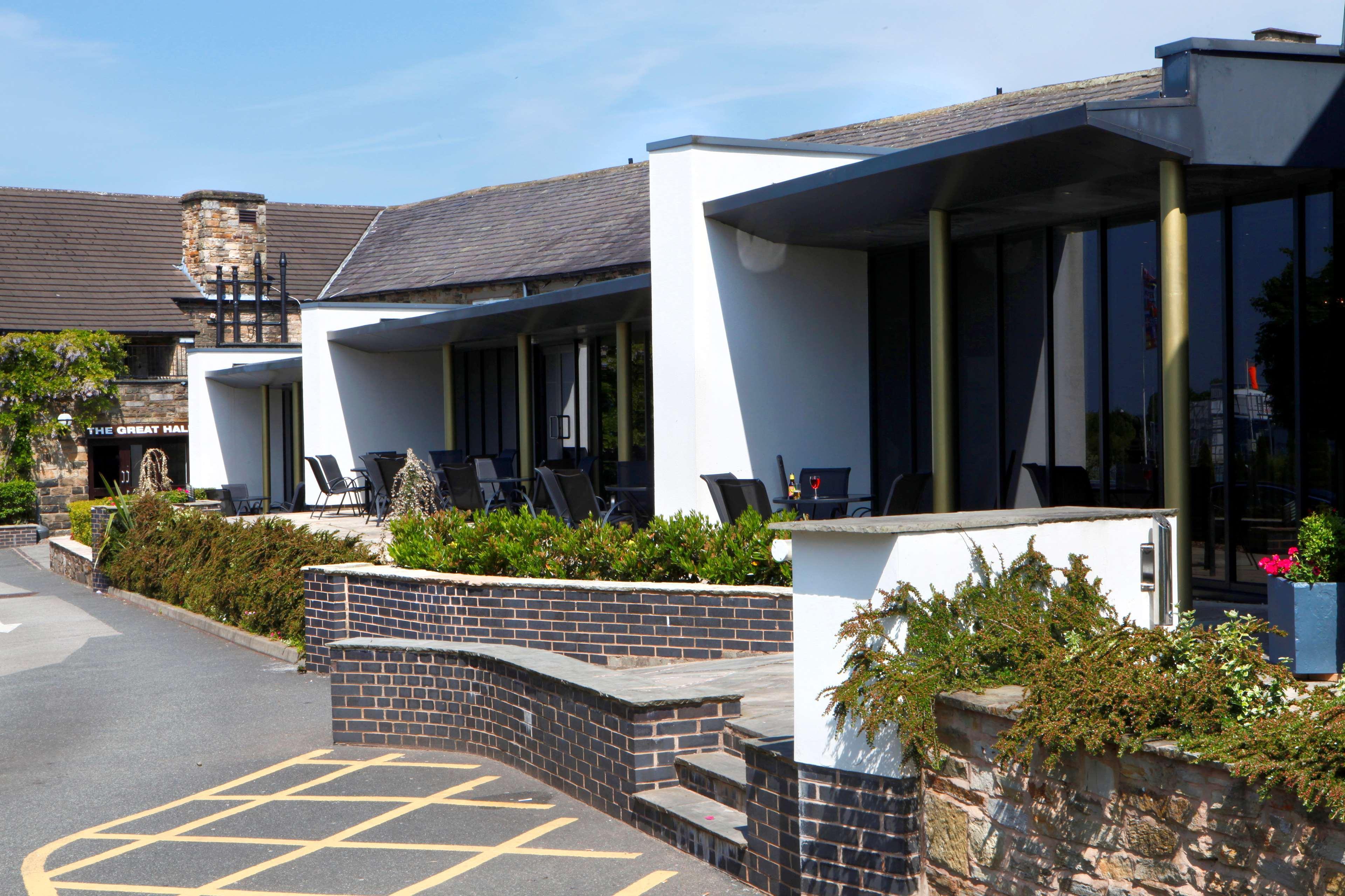 Best Western Plus Lancashire Manor Hotel Skelmersdale Bagian luar foto
