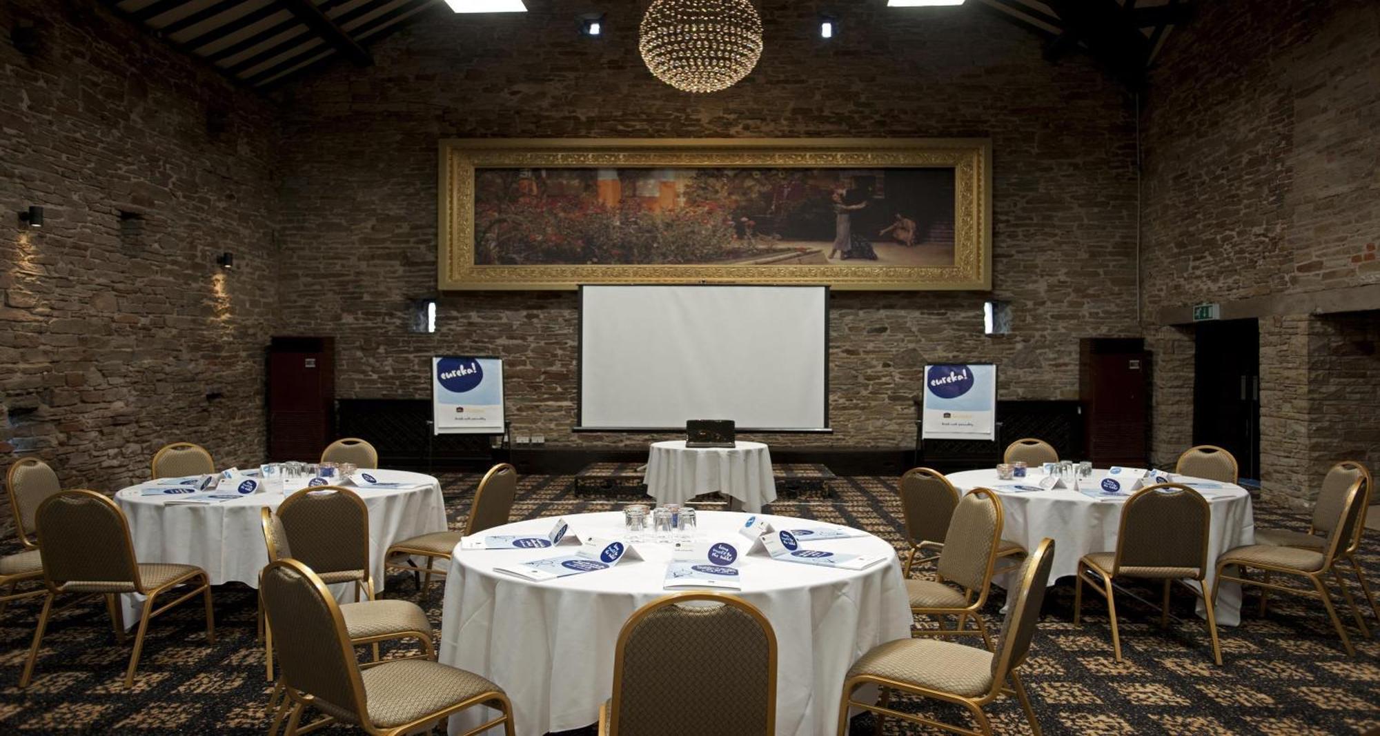 Best Western Plus Lancashire Manor Hotel Skelmersdale Bagian luar foto
