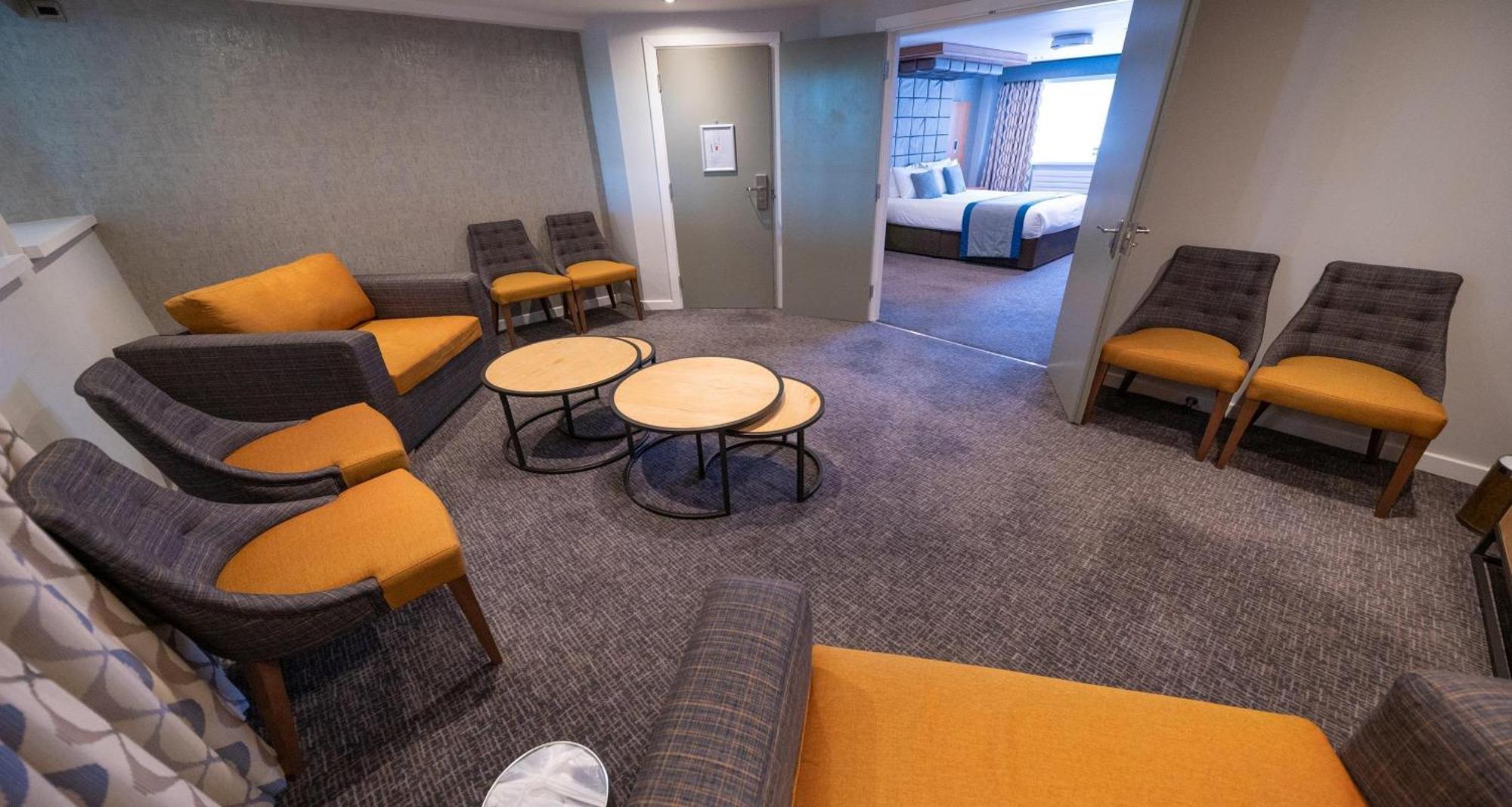 Best Western Plus Lancashire Manor Hotel Skelmersdale Bagian luar foto