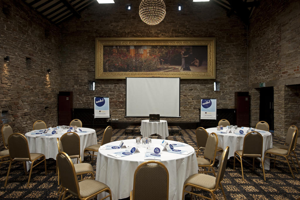 Best Western Plus Lancashire Manor Hotel Skelmersdale Bagian luar foto