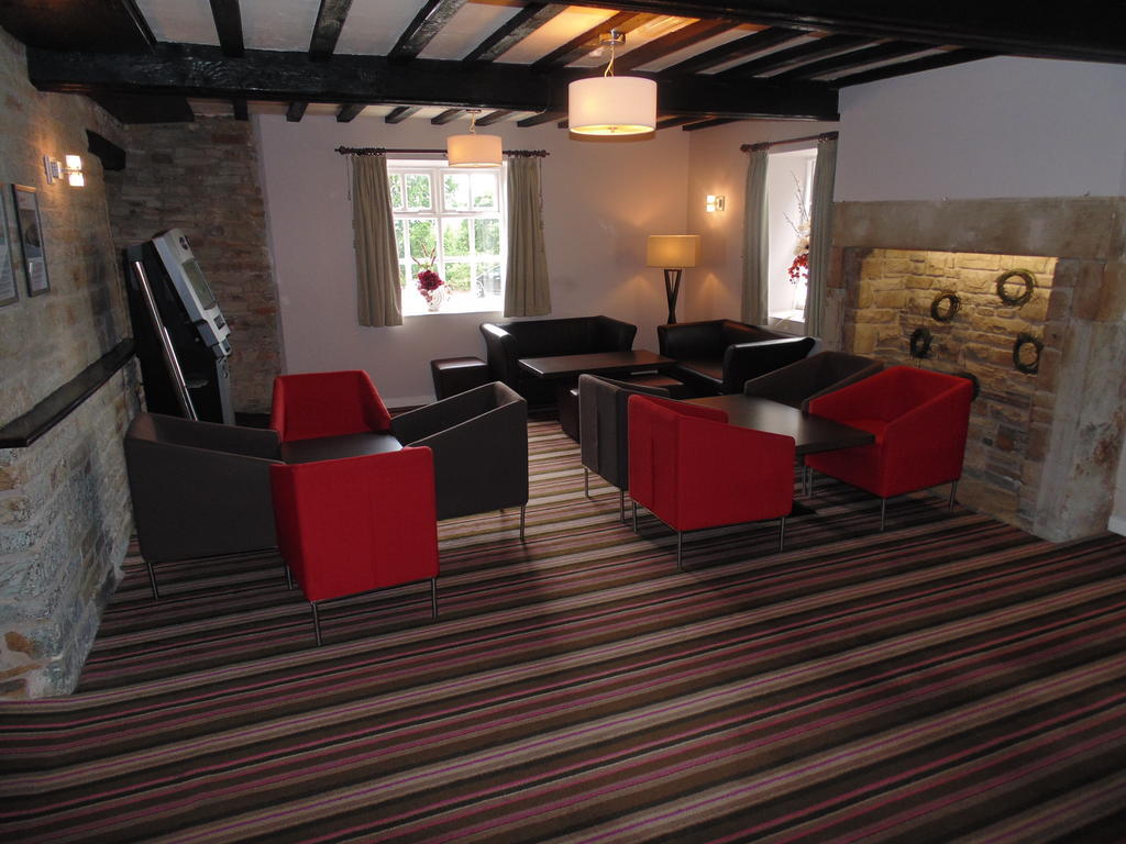 Best Western Plus Lancashire Manor Hotel Skelmersdale Bagian luar foto